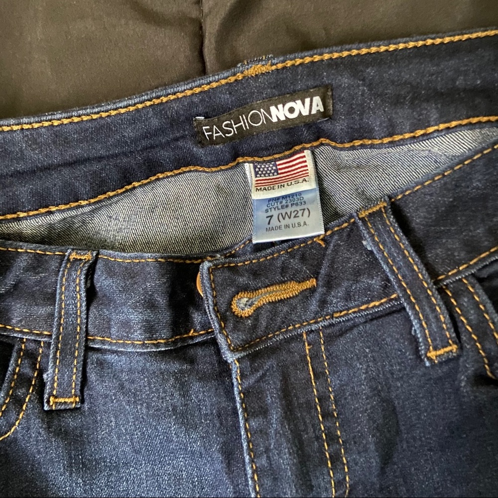 Jeans / jeggings / pants / fashion nova